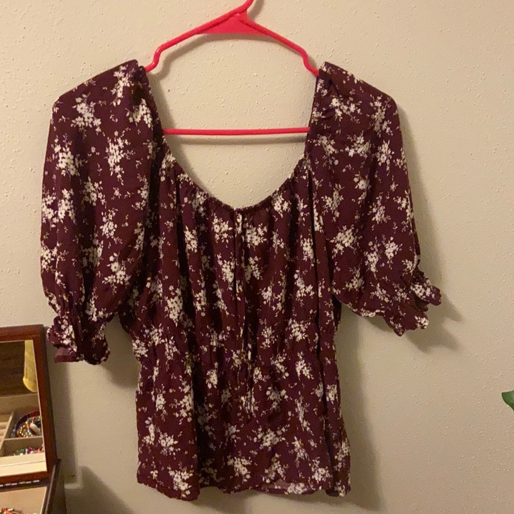 America eagle outfitter shirt ON SALE!